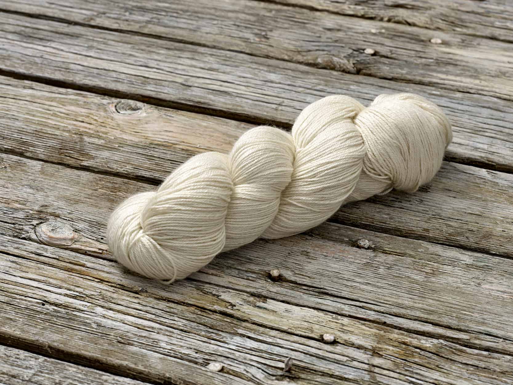Fine Yak 4 Ply Fine Yak 4 Ply Yarn