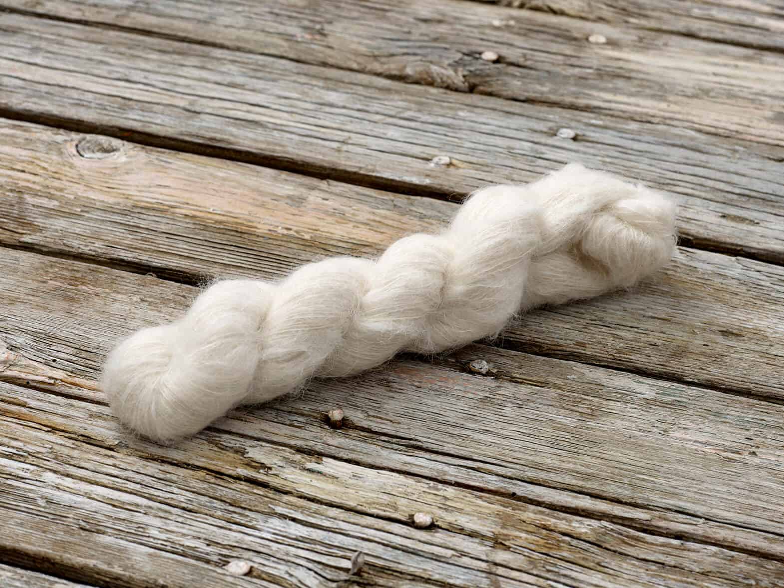 SURI SILK HAZE MINI 49058A (1) Suri Silk Haze Mini Skeins