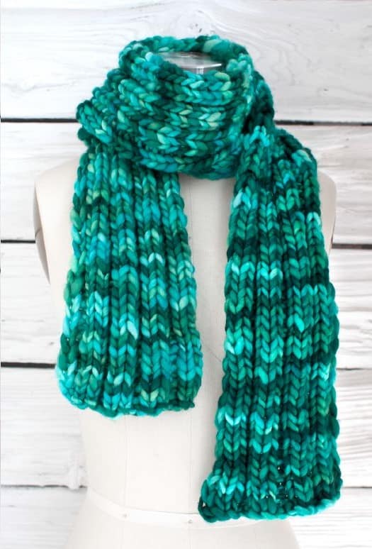 Esmeralda scarf