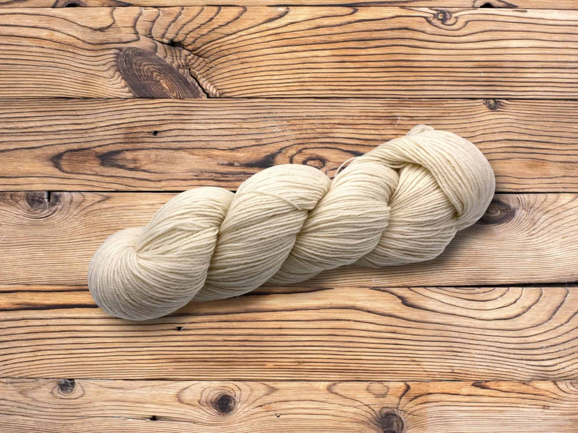 49111 Corriedale 4 Ply – Wood Background 49111 Corriedale 4 Ply Wood Background